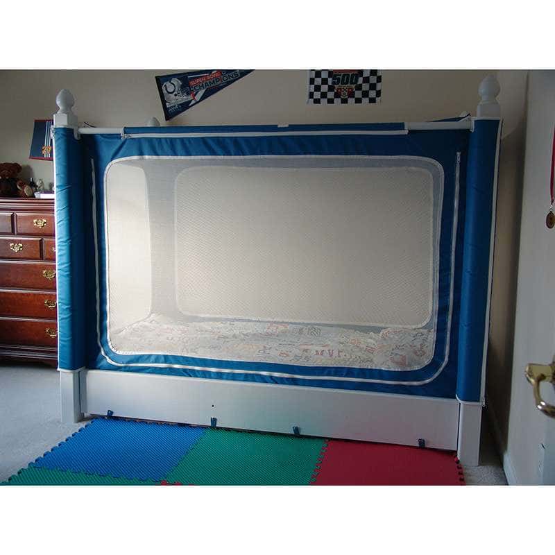 Noah’s enclosed canopy bed - Image 3