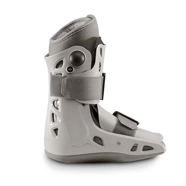 Aircast Airselect Short Walker Boot - Image 2
