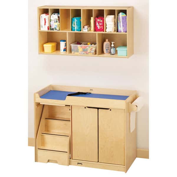 Jonti-Craft changing table with stairs - Image 3