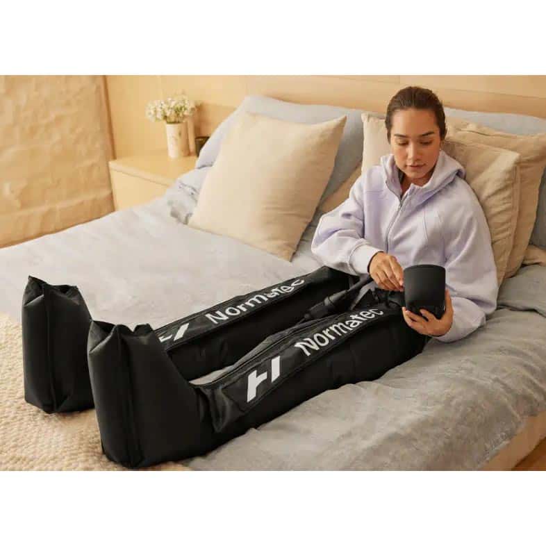 Hyperice Normatec 3 Legs Recovery System - Image 2