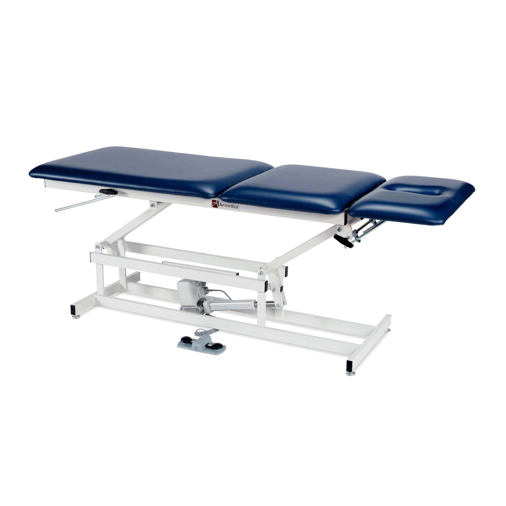 Armedica AM-353 treatment table - Image 1