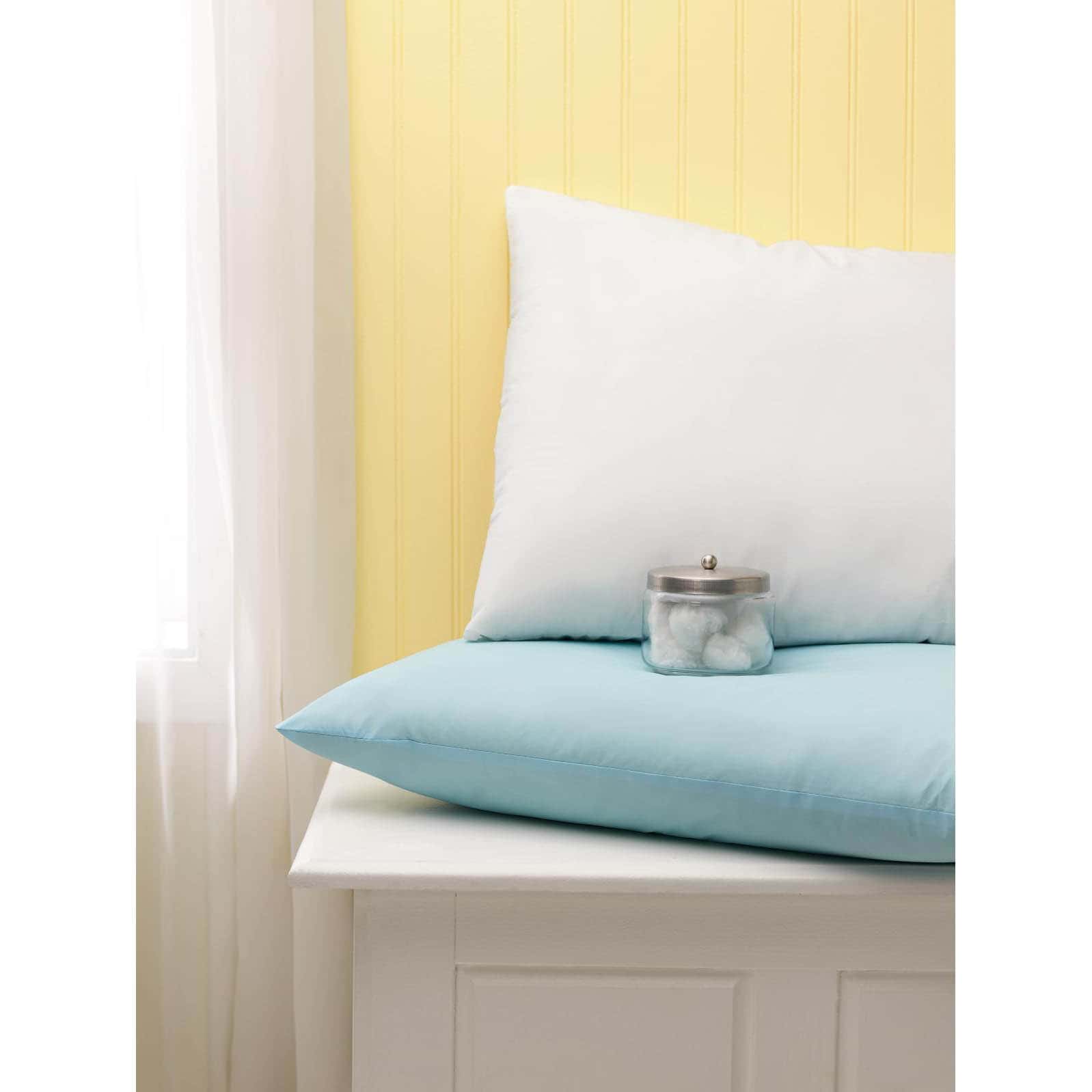 Medline Ovation Series Pillow - Image 2