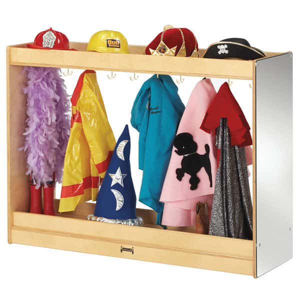 Jonti-Craft dress-up island - Image 2