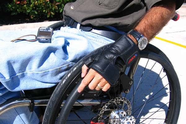 ADI Push and Transfer Wheelchair Gloves - Image 3