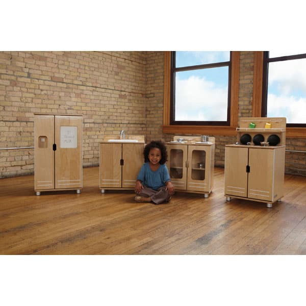 TrueModern play kitchen 4 piece set - Image 2