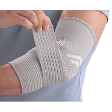 3M FUTURO Comfort Elbow with Pressure Pads
