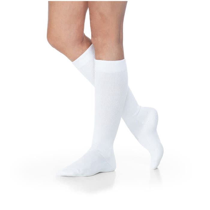 Sigvaris Eversoft Diabetic Calf High Closed Toe Socks White, 8-15 mmHg - Image 1