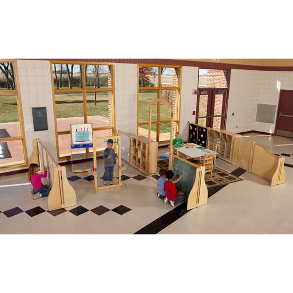 Jonti-Craft 2 station art center - Image 2