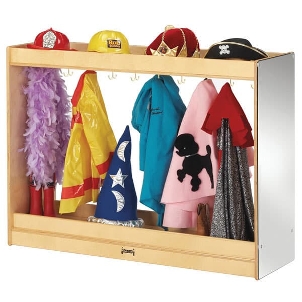 Jonti-Craft dress-up island - Image 2