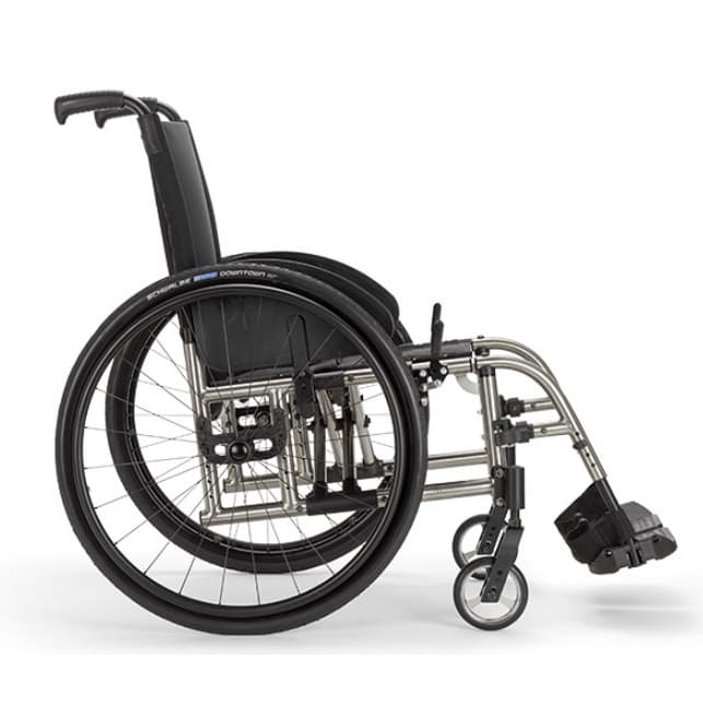 Ki Mobility Catalyst 5Ti ultralight folding manual wheelchair - Image 3