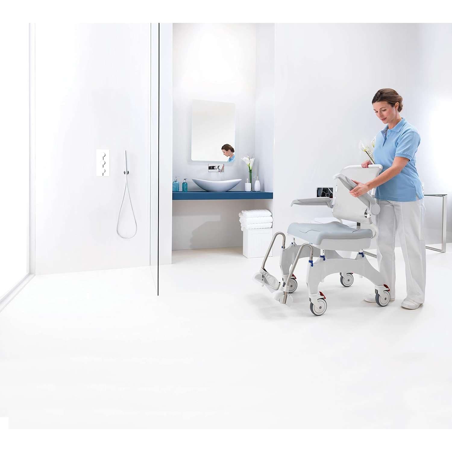 Aquatec Ocean Ergo XL Shower Commode Chair - Image 2