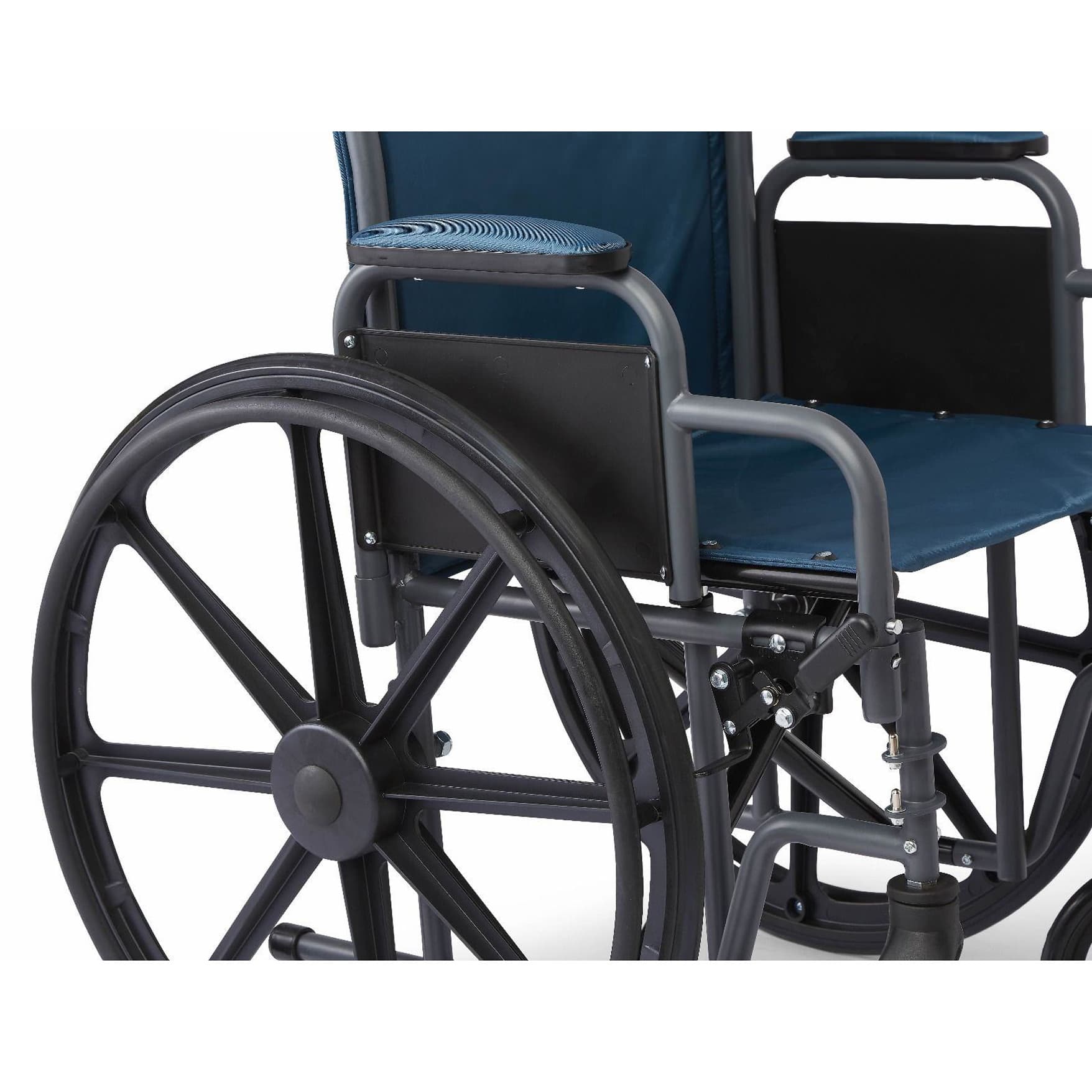 Medline K1 Basic Lightweight Wheelchair - Image 3