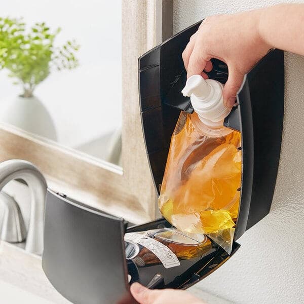 HealthGuard Antibacterial Foaming Soap Dispenser Refill, 1000 mL - Case of 6 - Image 2