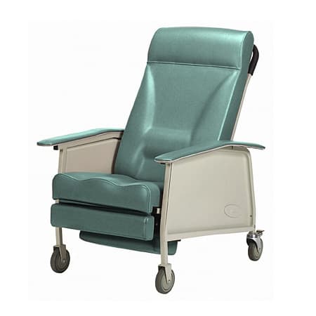 Invacare deluxe wide three position recliner geri chair - Image 2
