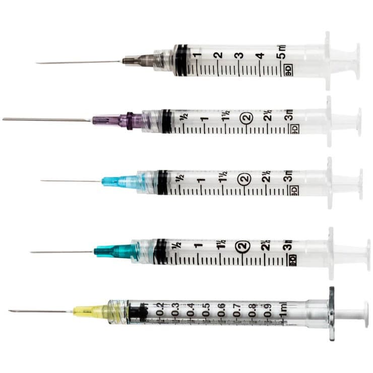 BD 3 mL Disposable Syringe with Hypodermic Needle, Regular Wall - Image 1