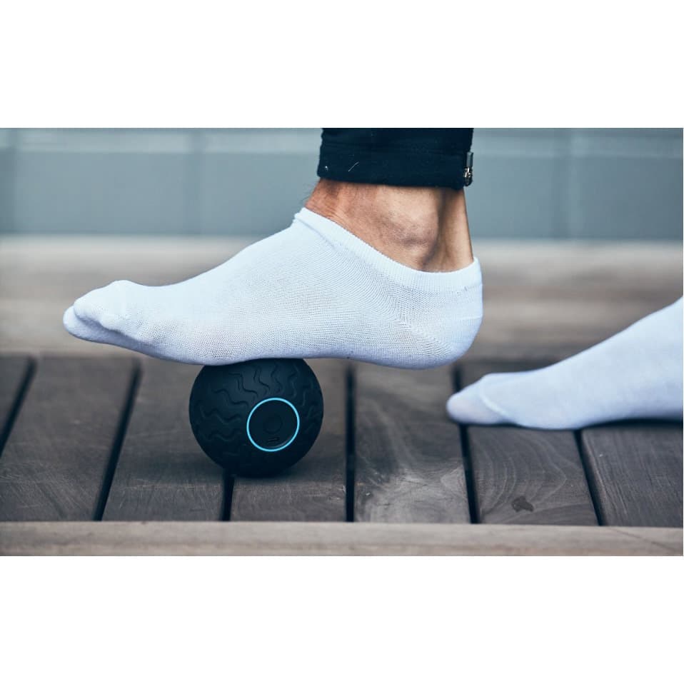 Therabody Wave Solo Vibration Therapy Exercise Ball, 3-2/5 Inch - Image 8