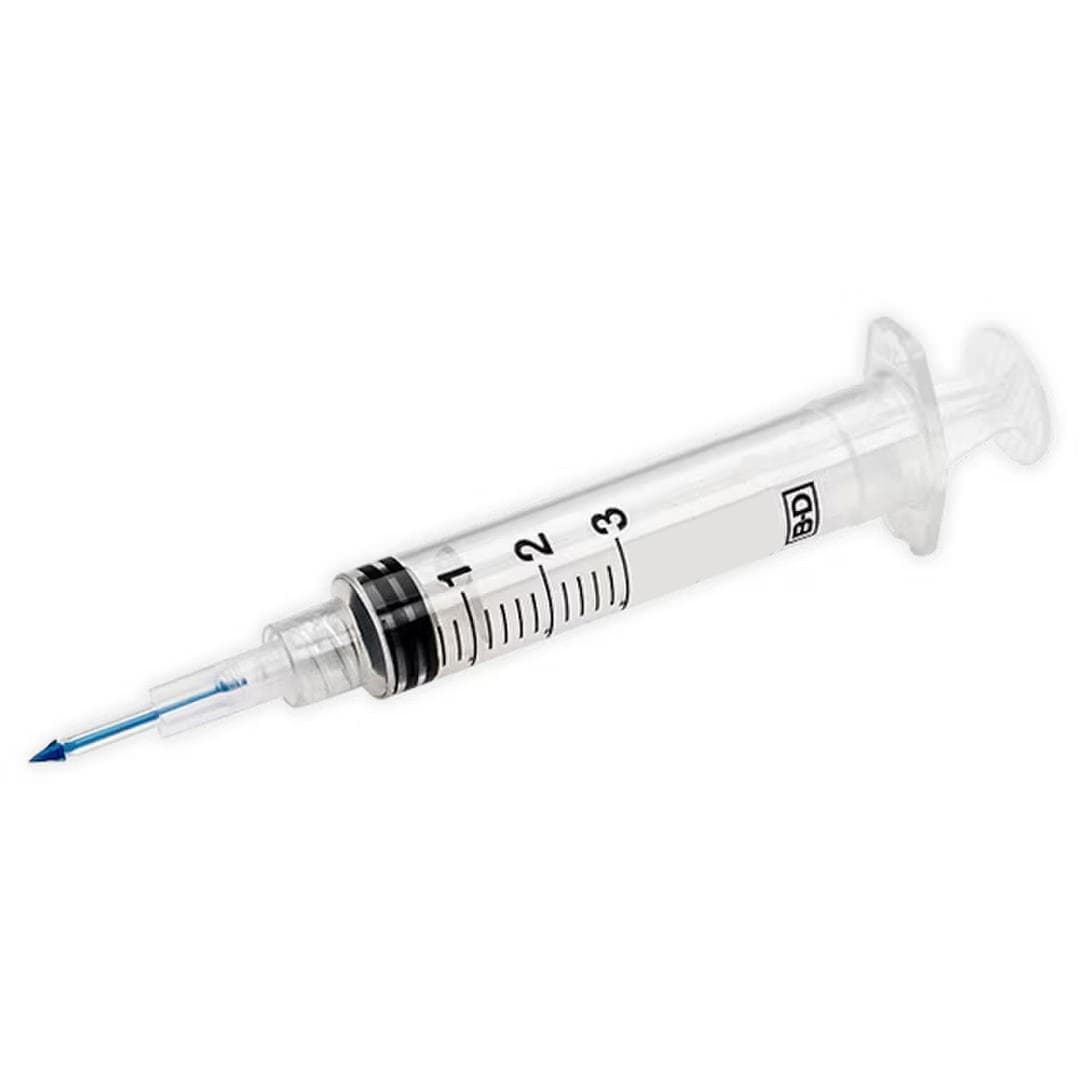 BD 3 mL Syringe with Vial Access Cannula, 15 Gauge