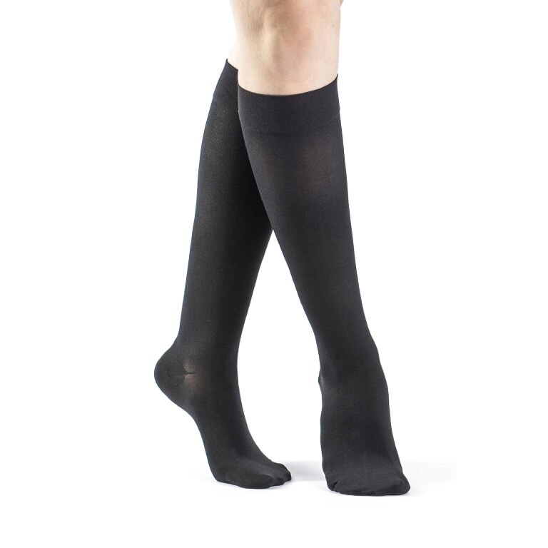 compression socks with grippers